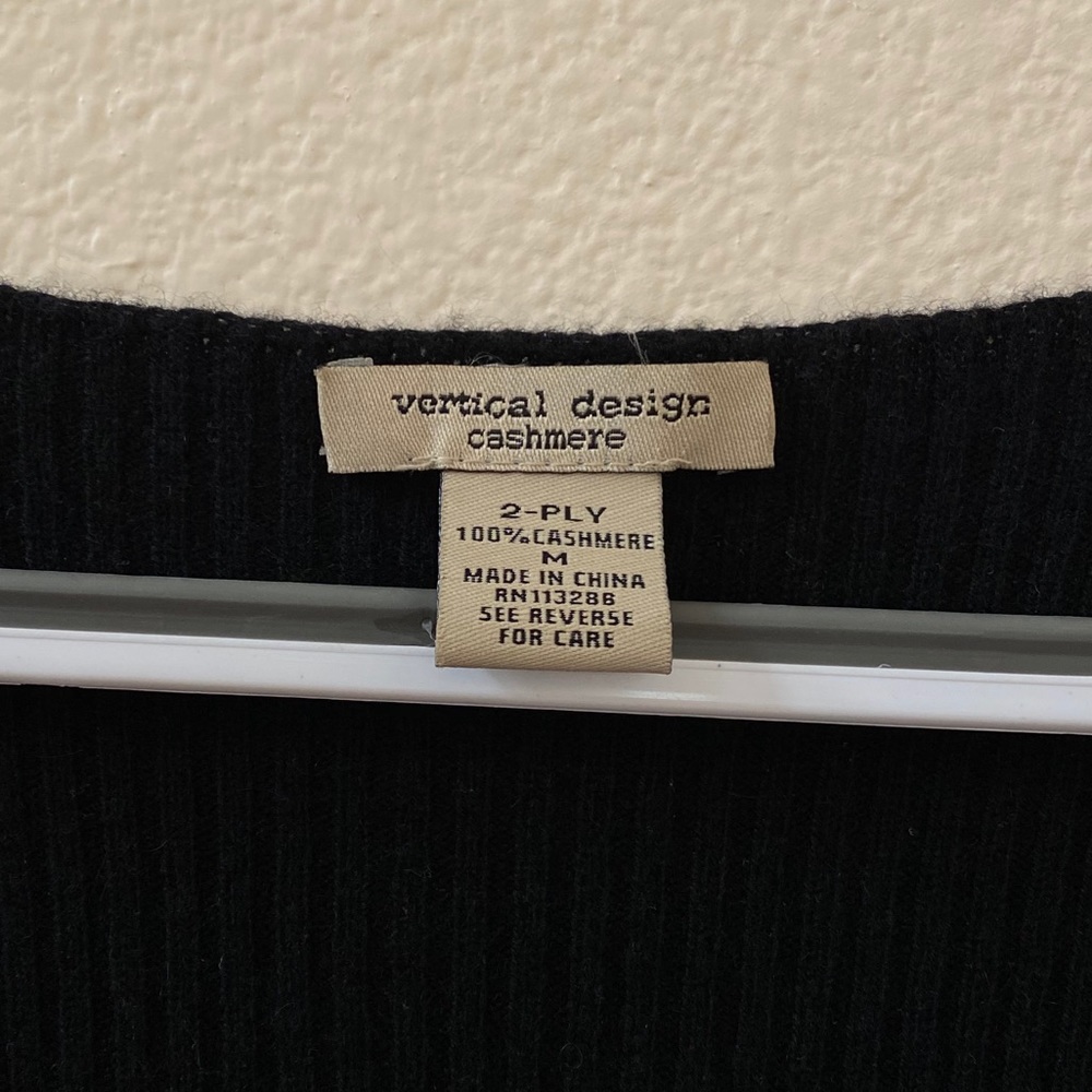 Vertical Design Cashmere Tunic - Picture 2 of 6